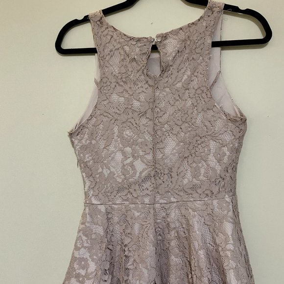 Lace Peplum Tank - Picture 2 of 6
